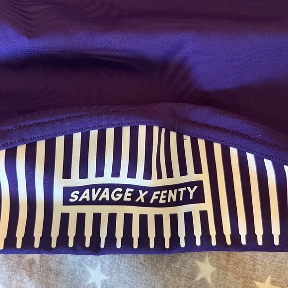 Savage X Fenty XCCENTUATE MEDIUM-IMPACT LONGLINE SPORTS BRA - size M - purple - Picture 4 of 6